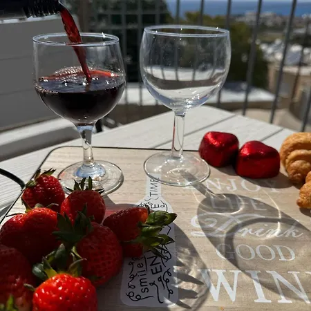 Sea Breeze Panoramic Ocean View