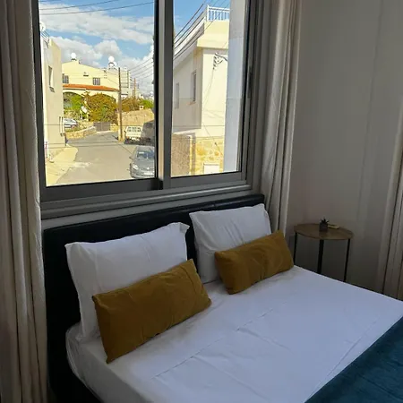 Sea Breeze Panoramic Ocean View Apartamento