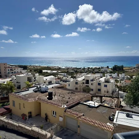 Sea Breeze Panoramic Ocean View Apartment Kissonerga