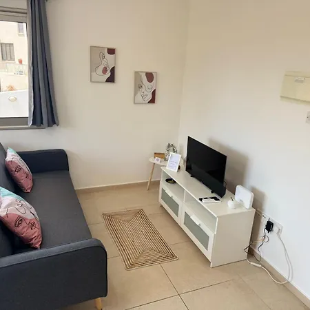 Sea Breeze Panoramic Ocean View Apartamento