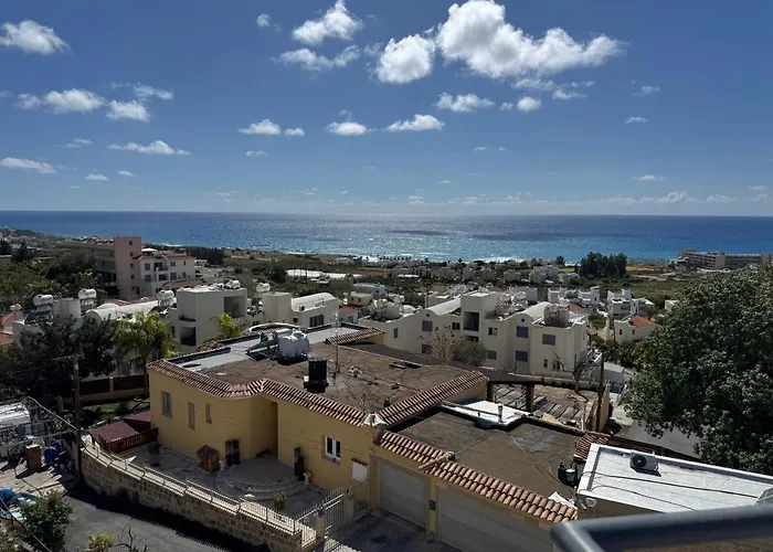 Sea Breeze Panoramic Ocean View *