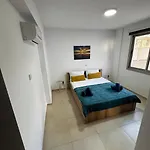 Apartment Sea Breeze Panoramic Ocean View