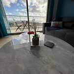 Apartment Sea Breeze Panoramic Ocean View *