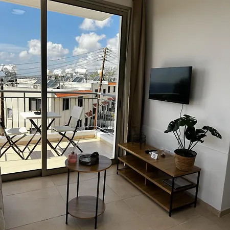 Apartment Sea Breeze Panoramic Ocean View