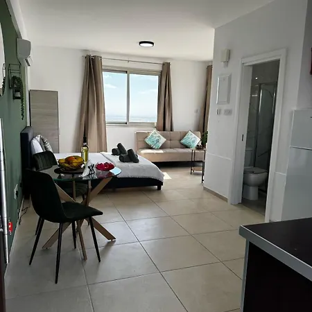 Sea Breeze Panoramic Ocean View