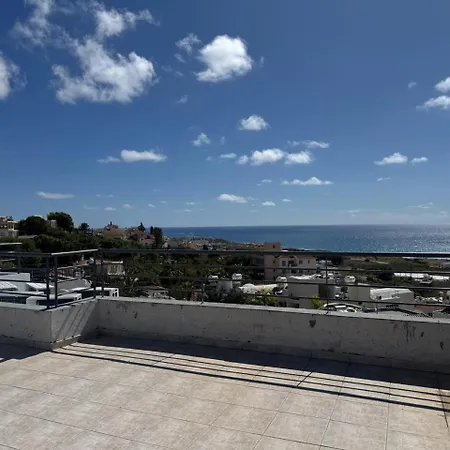 Apartment Sea Breeze Panoramic Ocean View