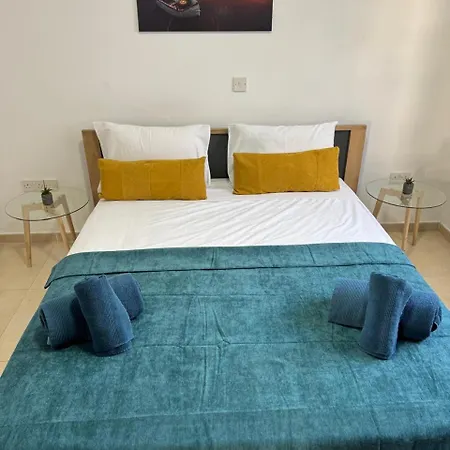 Sea Breeze Panoramic Ocean View Apartment Kissonerga