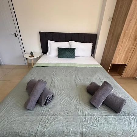 Sea Breeze Panoramic Ocean View *