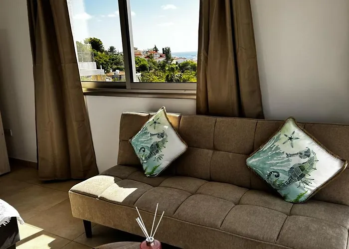 Sea Breeze Panoramic Ocean View *