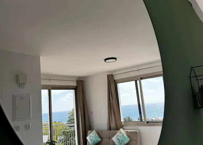 Apartamento Sea Breeze Panoramic Ocean View *