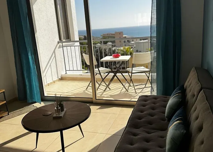 Sea Breeze Panoramic Ocean View