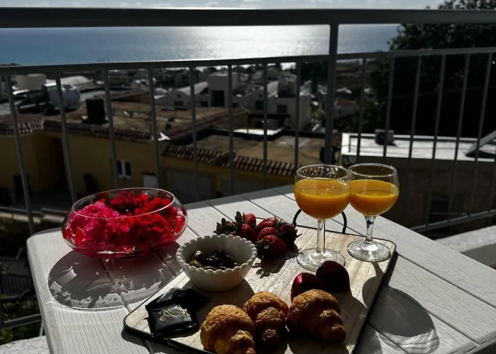 Sea Breeze Panoramic Ocean View Apartamento