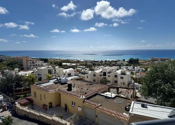 Sea Breeze Panoramic Ocean View Apartmán Kissonerga