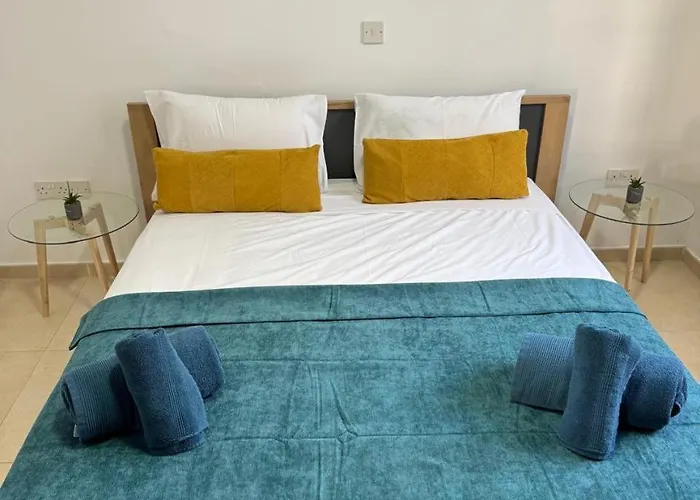 Sea Breeze Panoramic Ocean View Apartamento Kissonerga