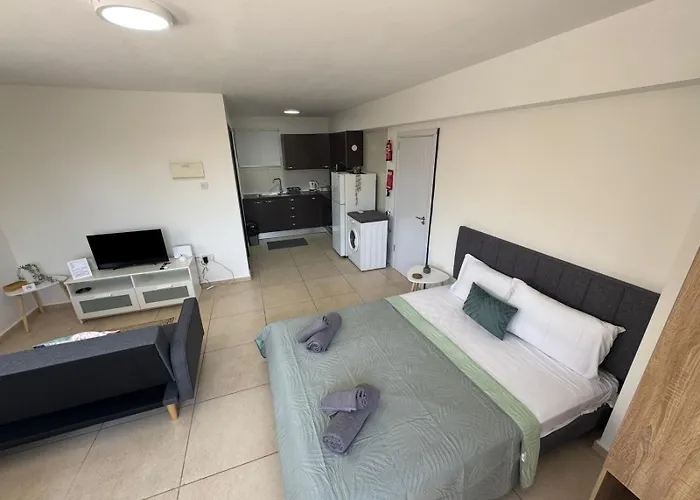 Sea Breeze Panoramic Ocean View Kissonerga